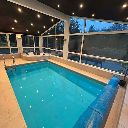 Lovely Summer House With Sea View And Pool
