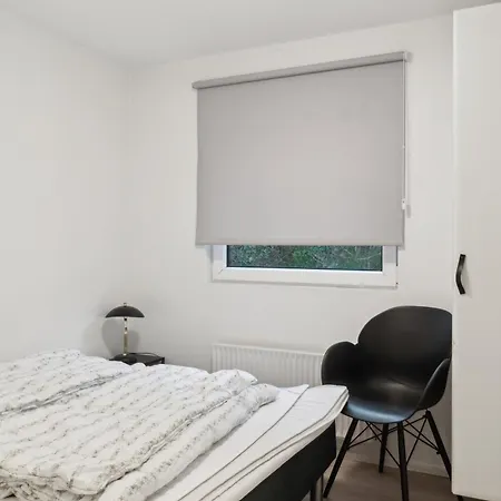 度假居 Lovely Summer House With Sea View And Pool 埃贝尔托夫特