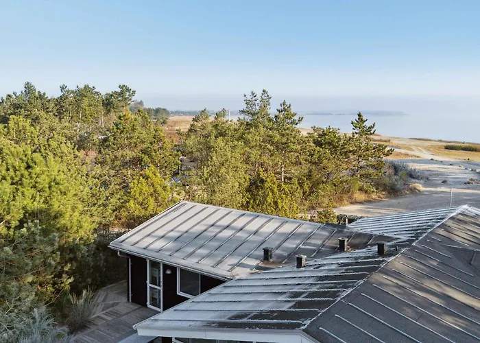 Lovely Summer House With Sea View And Pool *