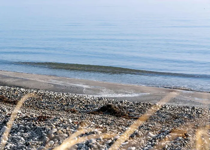 Lovely Summer House With Sea View And Pool